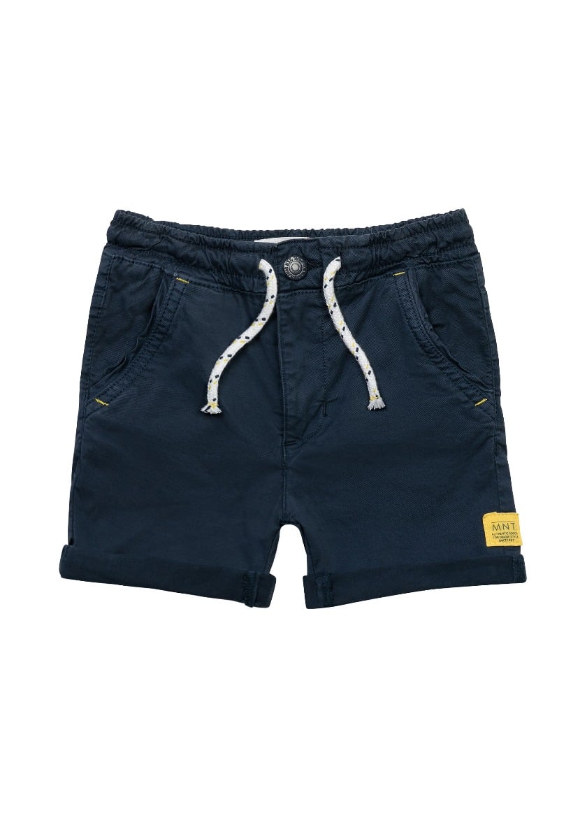 Pantaloni scurti, minoti