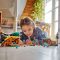 LEGO® Friends - Cabane confortabile in tabara de aventuri (42624)