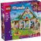 LEGO® Friends - Clinica veterinara pentru cai si animale de companie (42651)