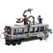LEGO® Super Heroes - Lupta de pe acoperisul trenului dintre Omul-Paianjen si Doc Ock (76321)