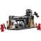LEGO® Star Wars - Lupta dintre Paz Vizsla™ si Moff Gideon™ (75386)