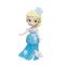 Figurina Disney Frozen Micul Regat - Elsa cu rochie stralucitoare 7.5 cm