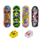 Set 4 mini skateboarduri si 2 perechi pantofi, Hot Wheels, HVM14