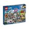 LEGO® City Town - Deschiderea magazinului de gogosi (60233)
