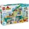 LEGO® DUPLO - Casa moderna de familie 3 in 1, cu figurine (10470)