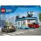 LEGO® City - Spalatorie auto drive-thru (60497)