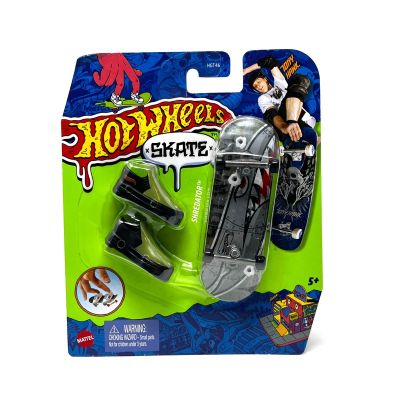 T000HGT46_007w 194735139774 Set mini placa skateboard cu pantofi, Hot Wheels, HNG23