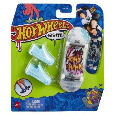T000HGT46_004w 0194735057313 Set mini placa skateboard cu pantofi, Hot Wheels, HGT57
