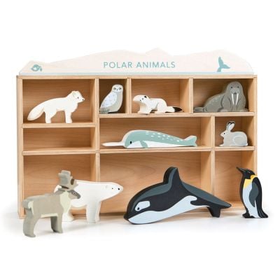 N00008484_001 191856084846 Animalutele polare pe raft din lemn premium 11 piese