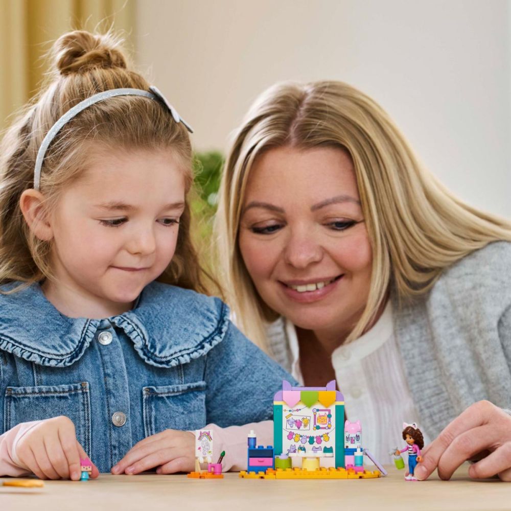 LEGO® Gabbys Dollhouse - Creatii mestesugite cu Bebe Cutiuta (10795)