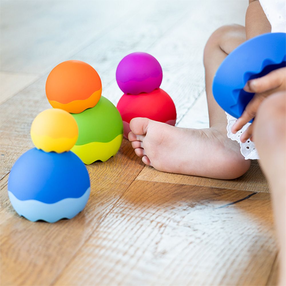 Turn de bile pentru stivuit si echilibru, Fat Brain Toys, Tobbles Neo