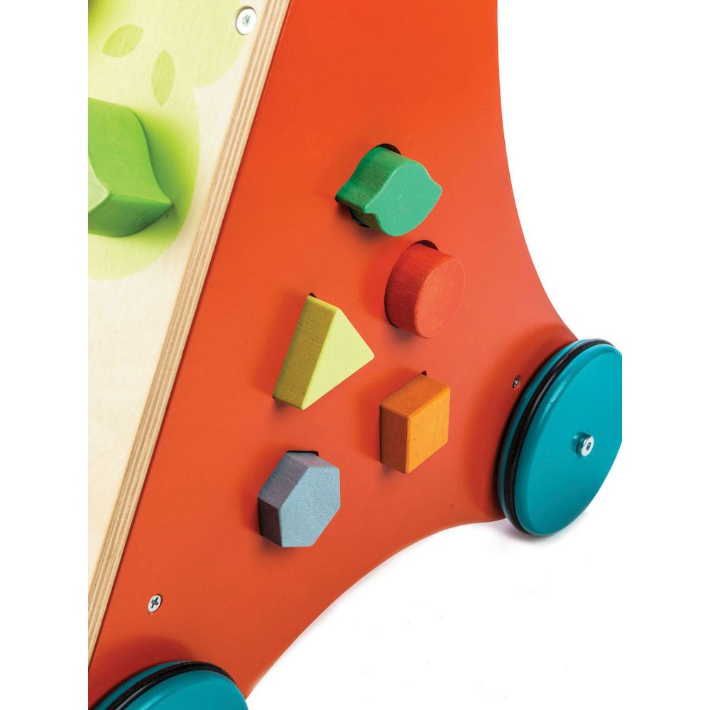 Antemergator cu activitati in gradina, Tender Leaf Toys, din lemn premium, 10 activitati