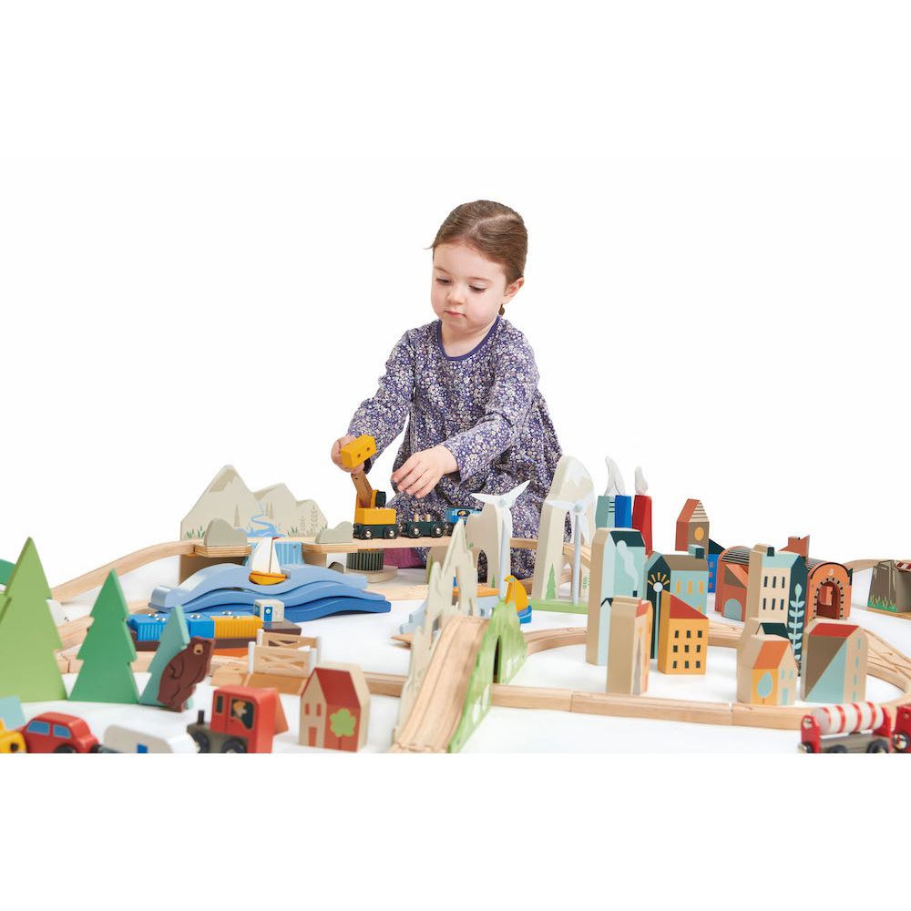 Set de tren cu vedere la munte, Tender Leaf Toys, din lemn premium