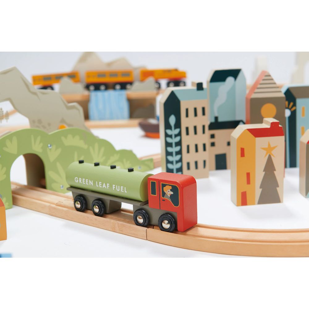 Set de tren cu vedere la munte, Tender Leaf Toys, din lemn premium