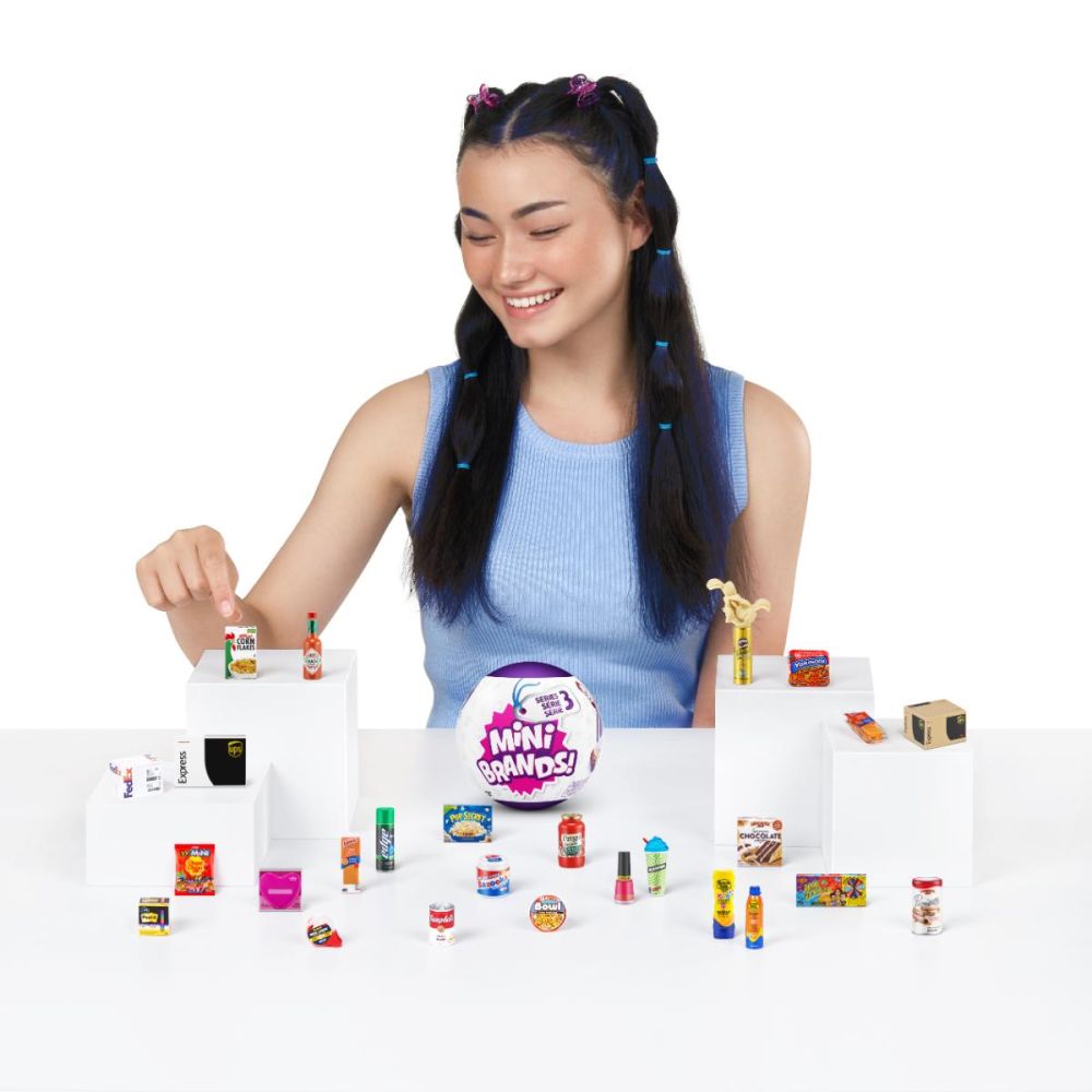 Bila cu 5 surprize, Mini Brands, Global, Seria 3
