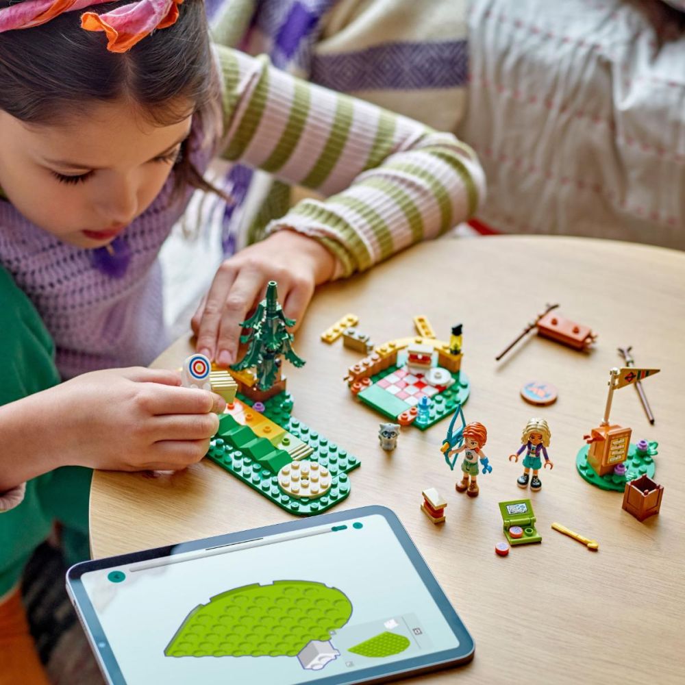 LEGO® Friends - Poligonul de tir cu arcul din tabara de aventuri
