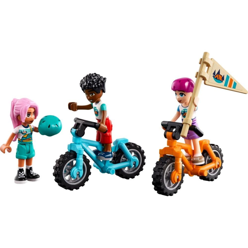LEGO® Friends - Cabane confortabile in tabara de aventuri (42624)