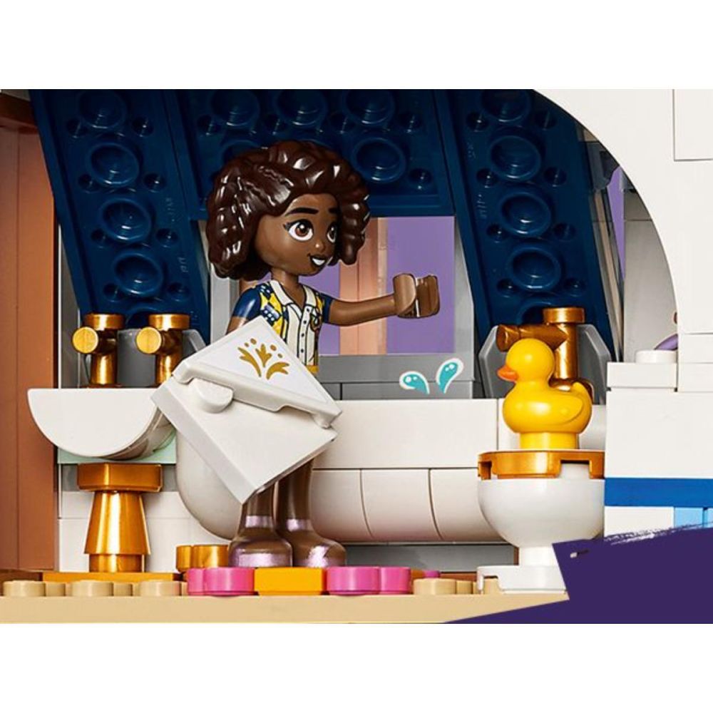 LEGO® Friends - Castelul-pensiune (42638)