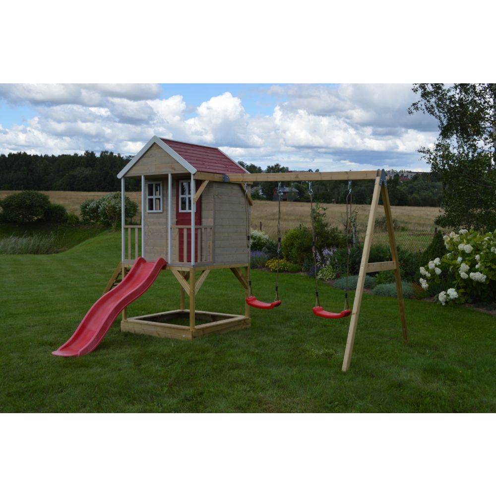 Casuta Wendi Toys Nordic Adventure House, cu loc pentru nisip, tobogan, leagan dublu, modul sport, bucatarie