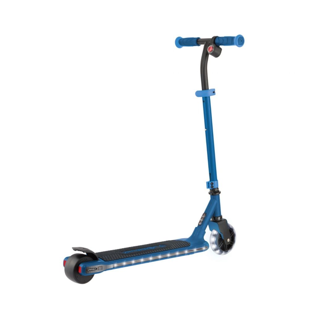 Trotineta Globber E-Motion 6, autonomie 8-10 km, Albastru