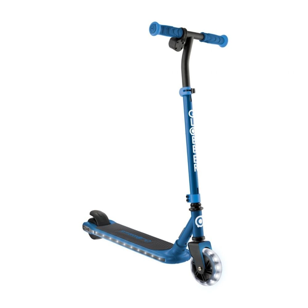 Trotineta Globber E-Motion 6, autonomie 8-10 km, Albastru