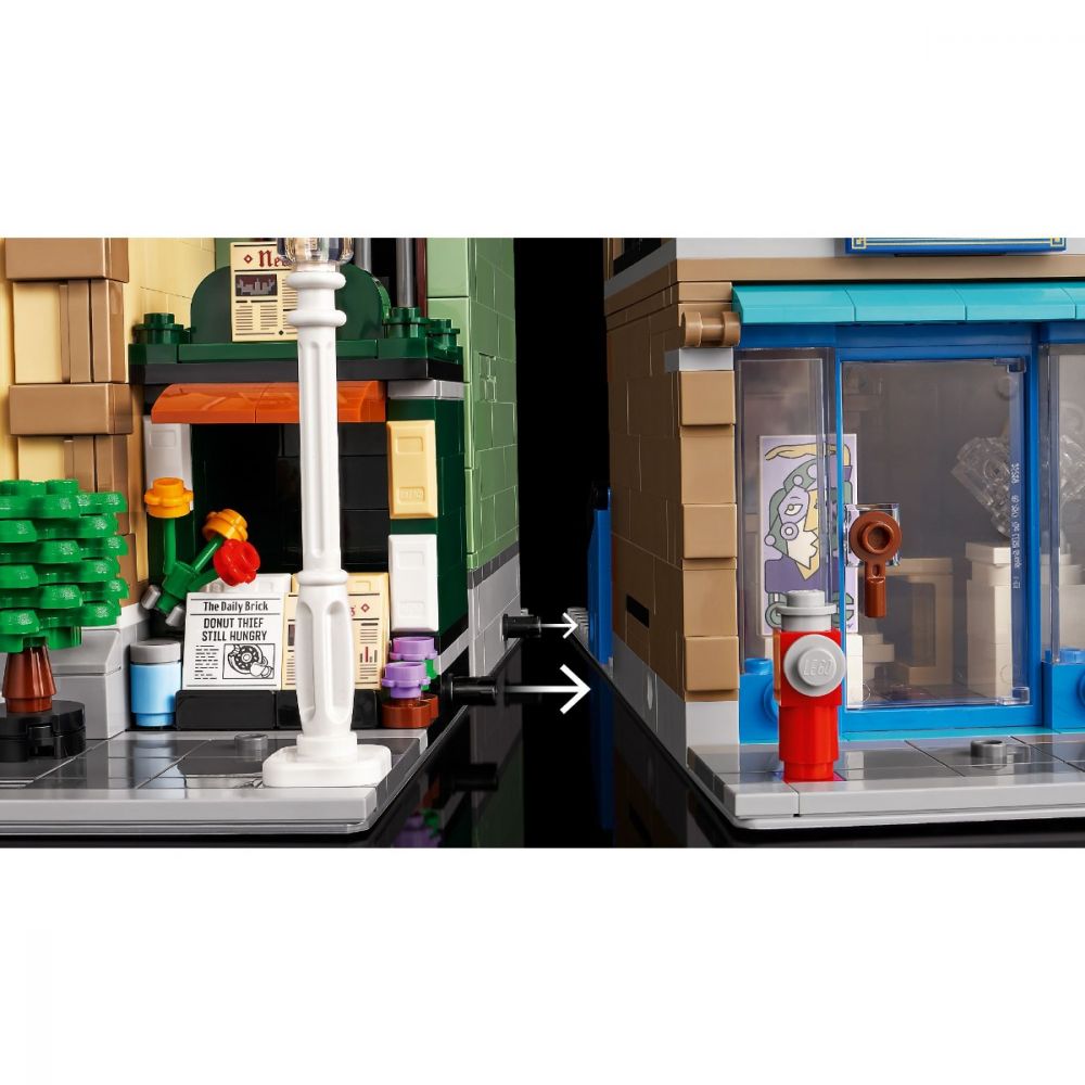 LEGO® Icons - Hotel Boutique (10297)