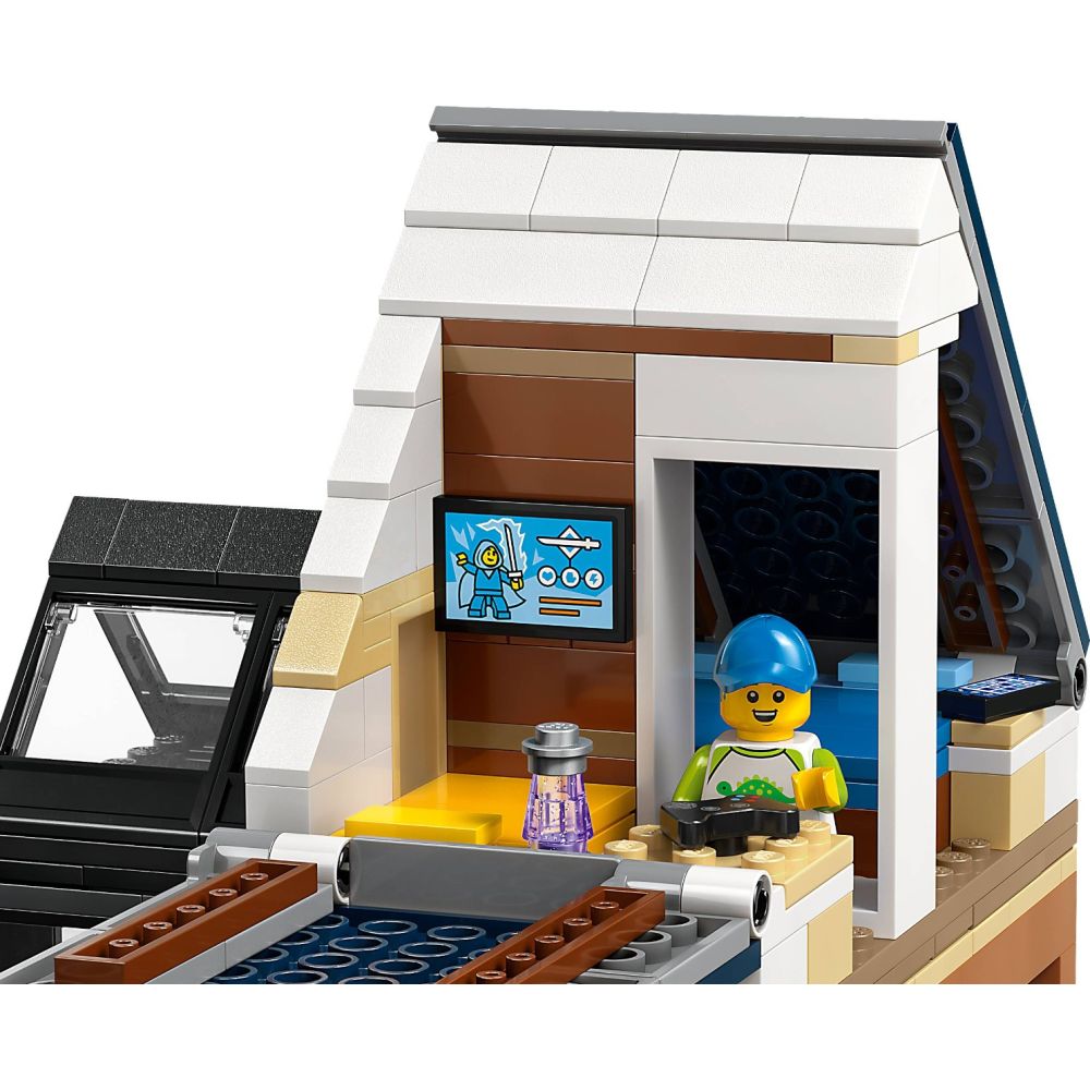LEGO® City - Casa de familie si masina electrica (60398)