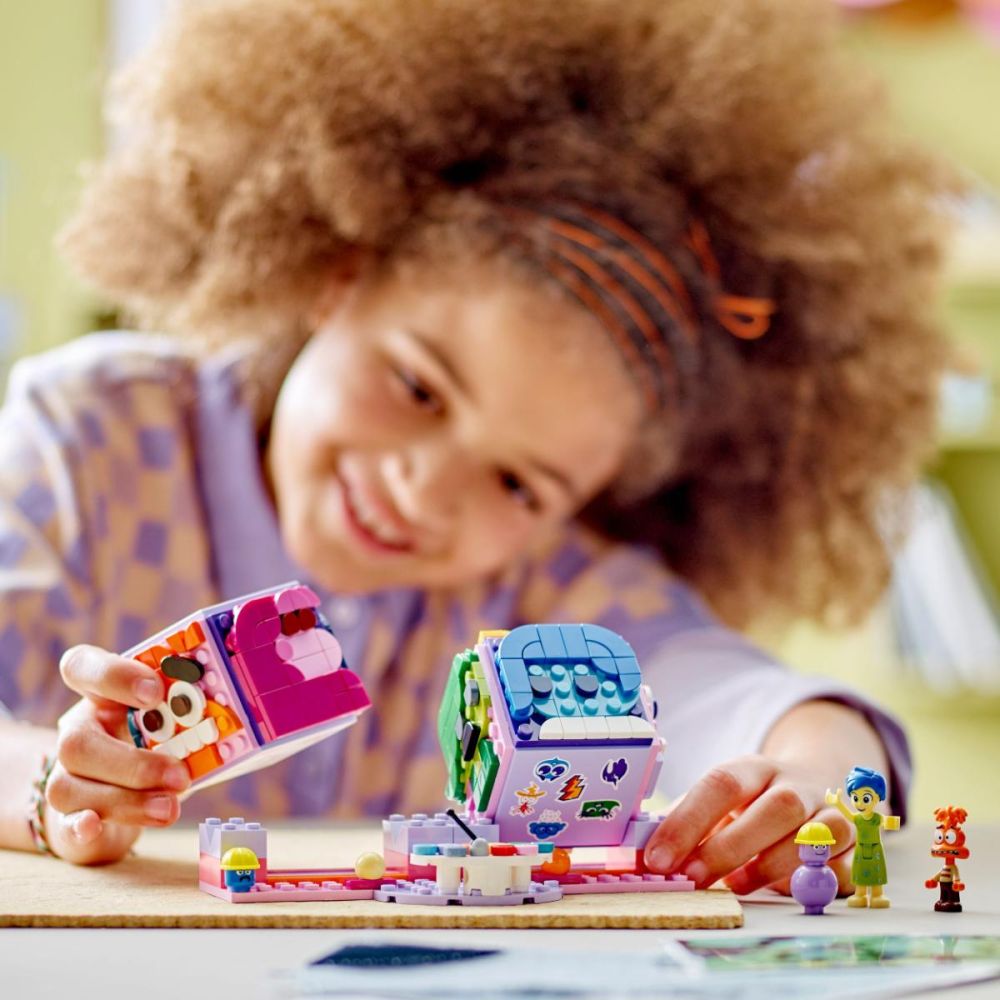 LEGO® Disney Pixar - Cuburi cu emotii din Intors pe dos 2 (43248)