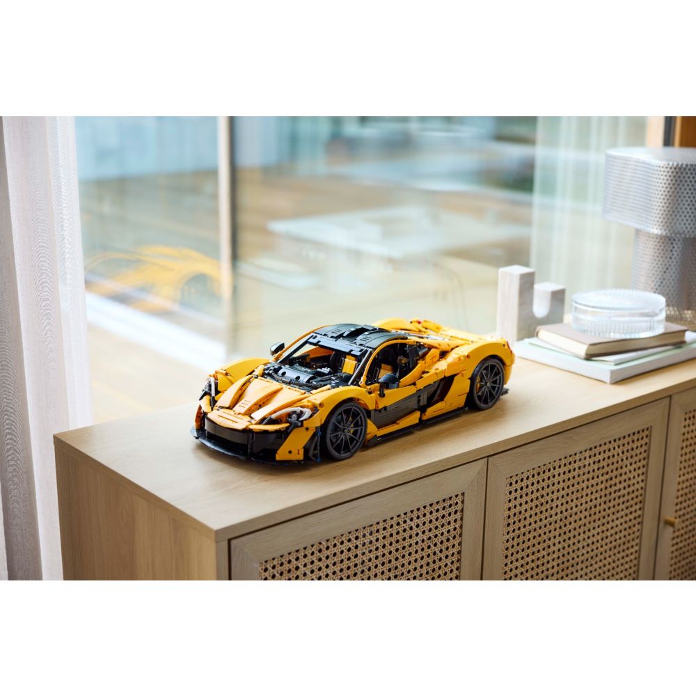 LEGO® Technic - McLaren P1 (42172)