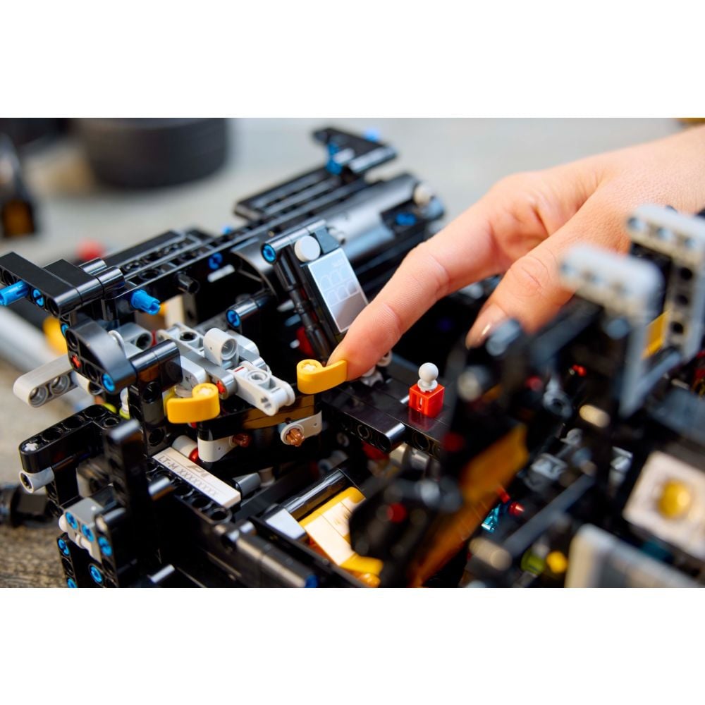 LEGO® Technic - McLaren P1 (42172)