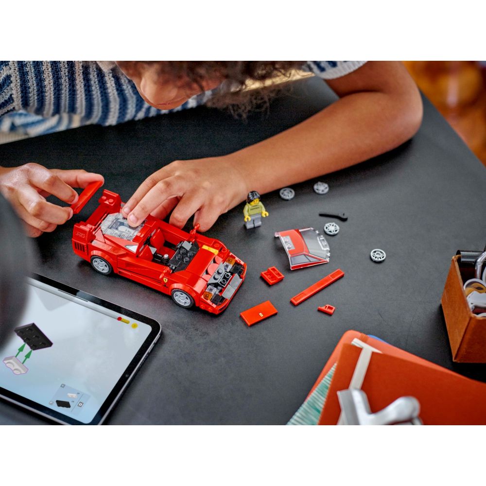 LEGO® Speed Champions - Supermasina Ferrari F40 (76934)