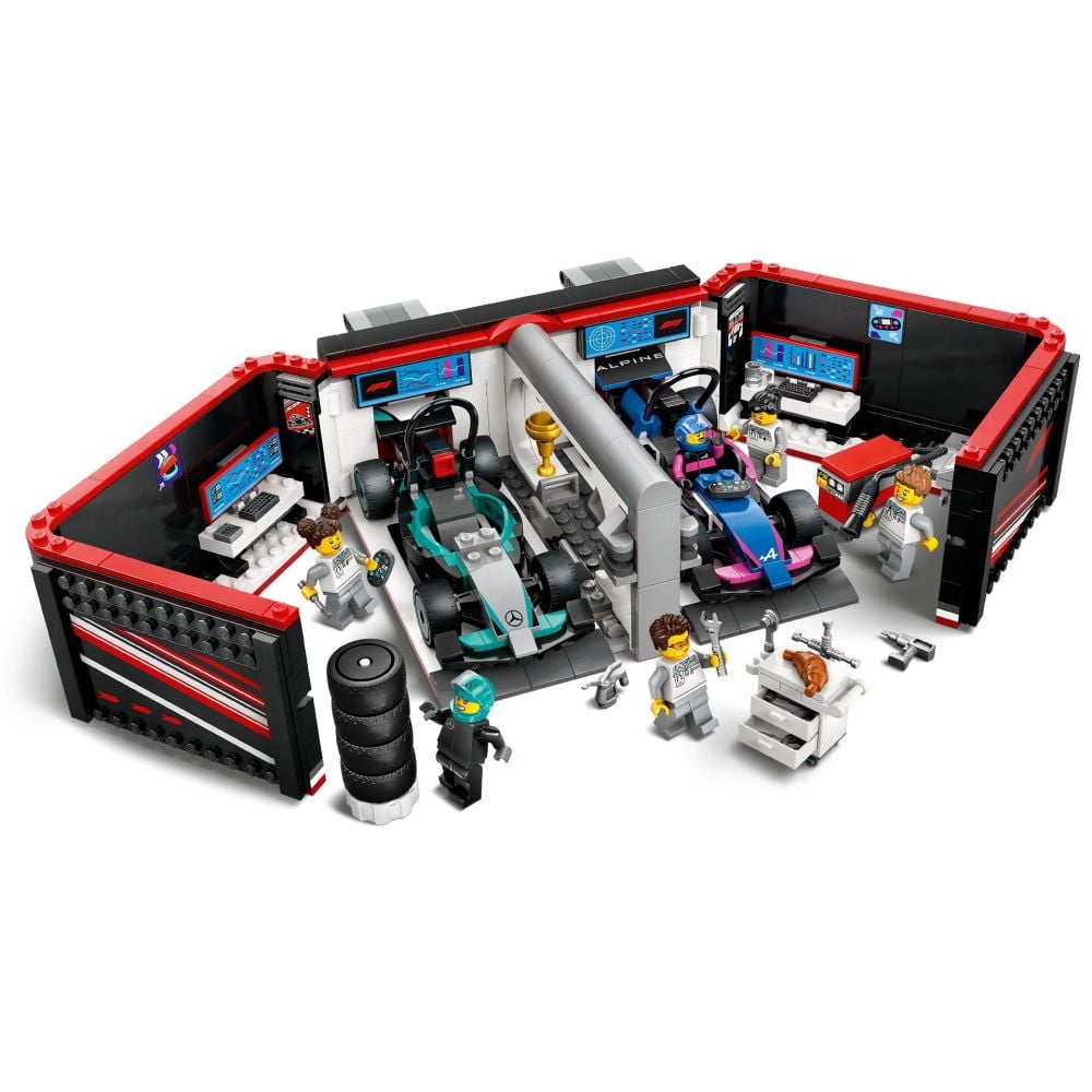LEGO® City - Garaj F1 cu masini Mercedes-AMG si Alpine (60444)