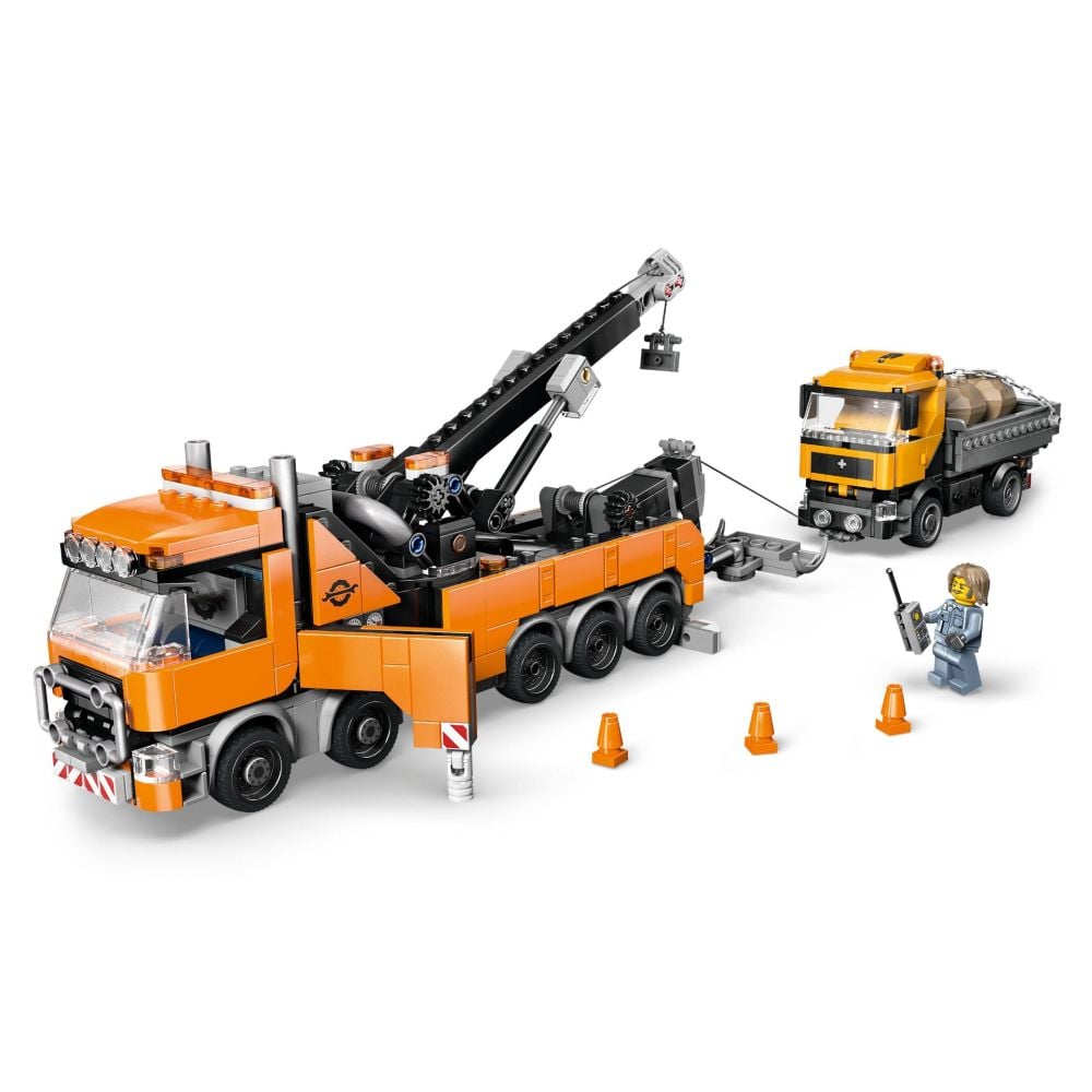 LEGO® City - Camion de remorcare si recuperare cu macara (60467)