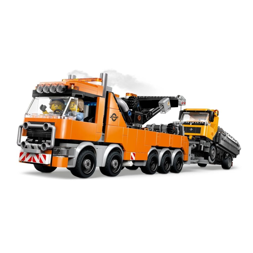 LEGO® City - Camion de remorcare si recuperare cu macara (60467)