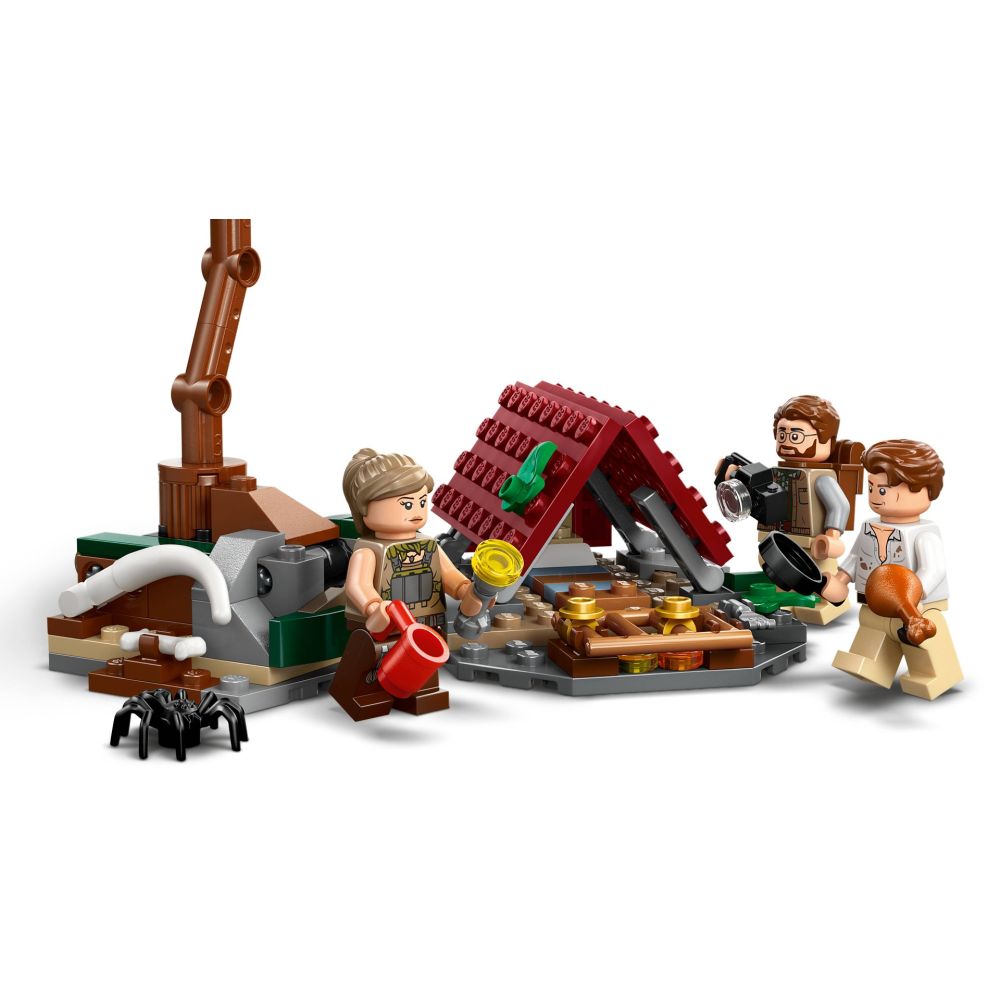 LEGO® Jurassic World - Misiune de urmarire a unui Velociraptor si