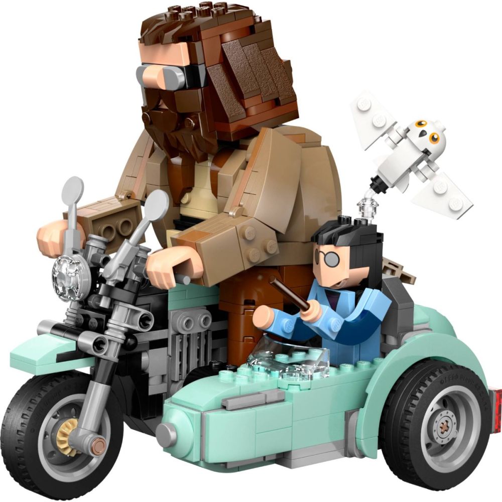 LEGO® Harry Potter - Hagrid si Harry intr-o tura cu motocicleta (76443)
