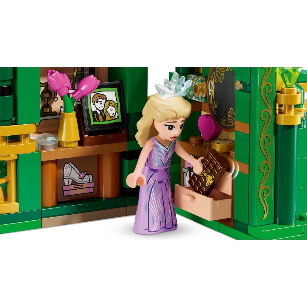 LEGO® Wicked - Emerald City si Castelul Kiamo Ko (75689)