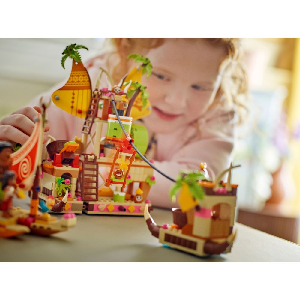 LEGO® Disney Princess - Barja Kakamora (43258)