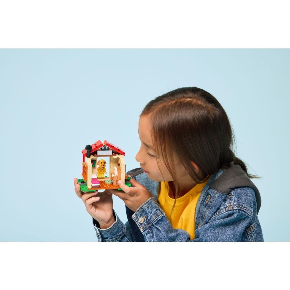 LEGO® Animal Crossing - Casa confortabila a lui Goldie (77058)