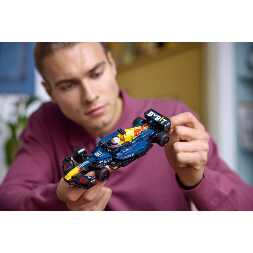LEGO® Speed Champions - Masina de curse F1® Oracle Red Bull Racing RB20 (77243)