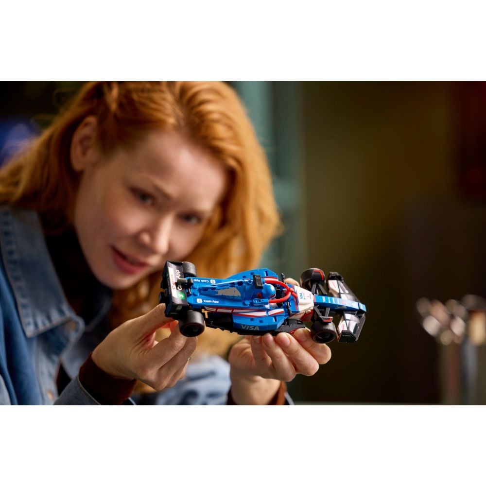 LEGO® Speed Champions - Masina de curse F1® Visa Cash App RB VCARB 01 (77246)