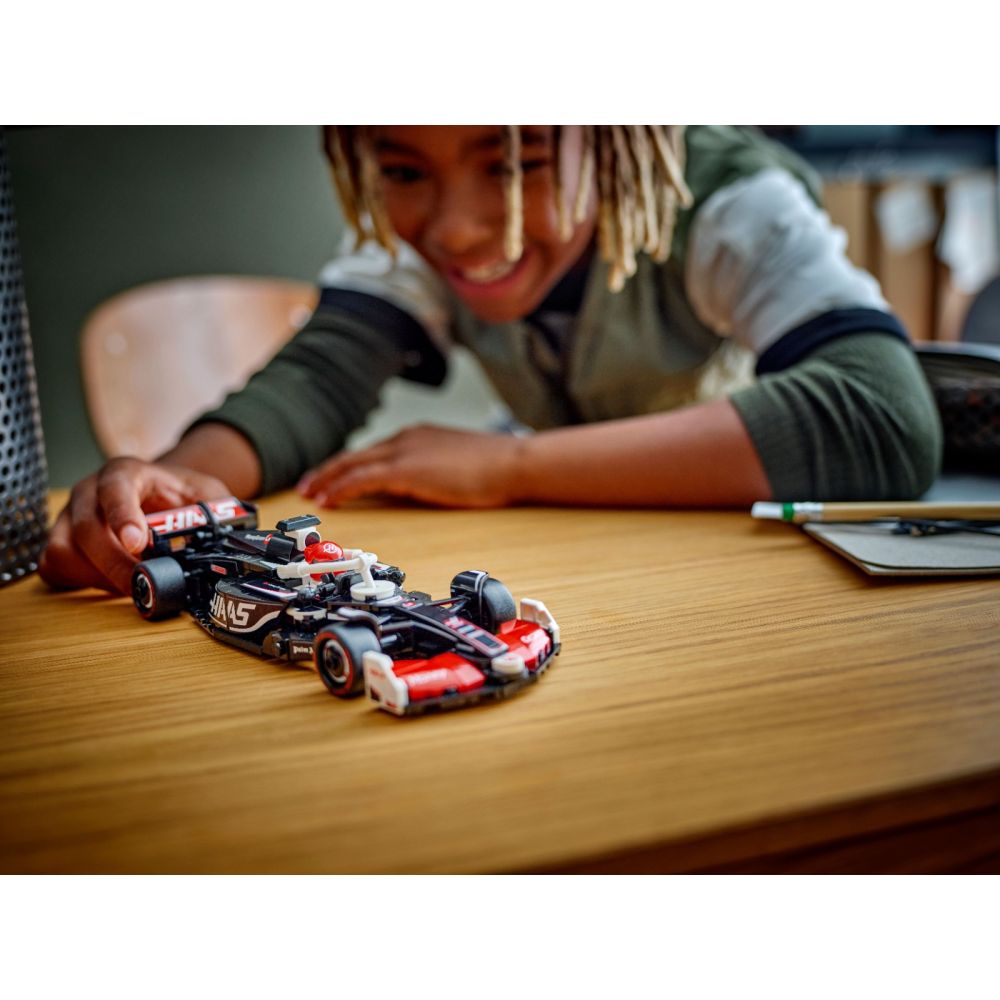 LEGO® Speed Champions - Masina de curse MoneyGram Haas F1® Team VF-24 (77250)