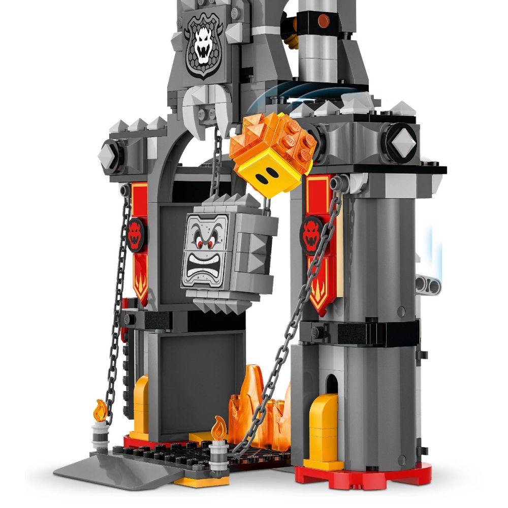 LEGO® Super Mario - Mario Kart - Castelul lui Bowser (72039)