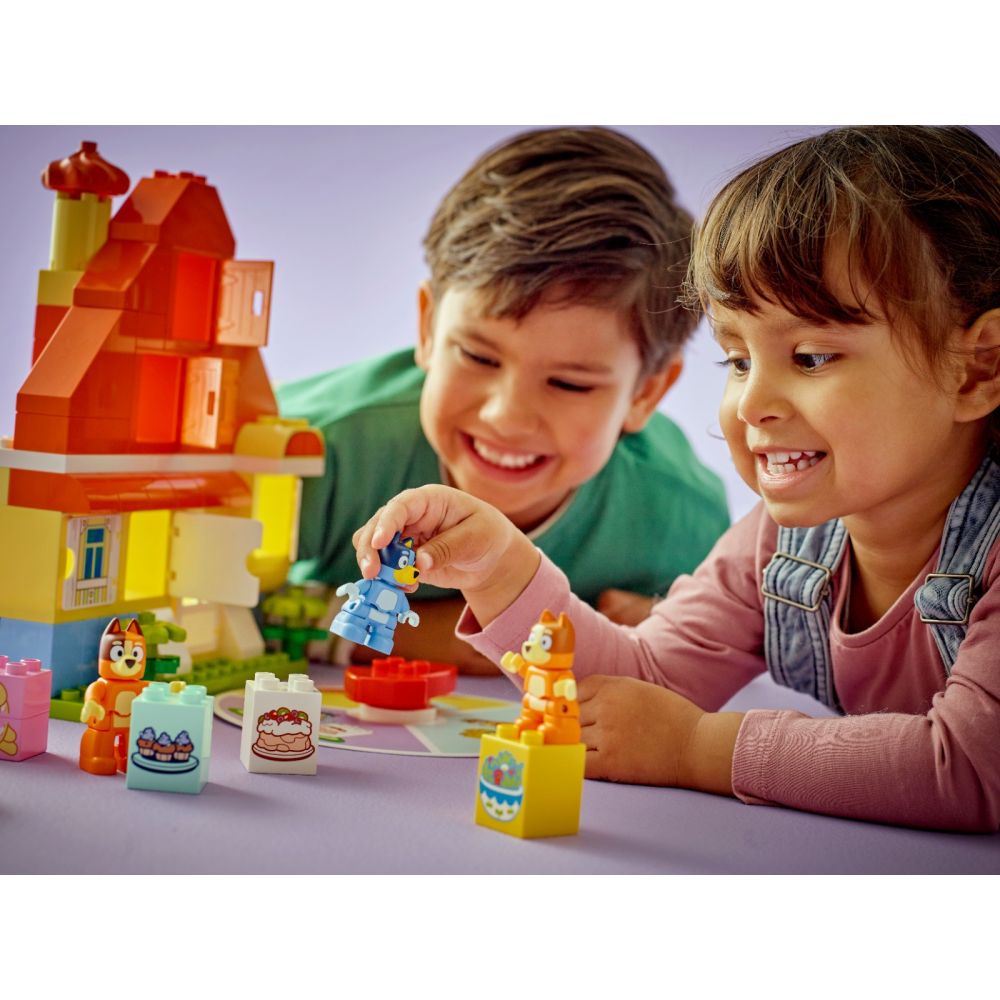 LEGO® DUPLO - Casa de familie a lui Blue cu un joc de memorie (10459)