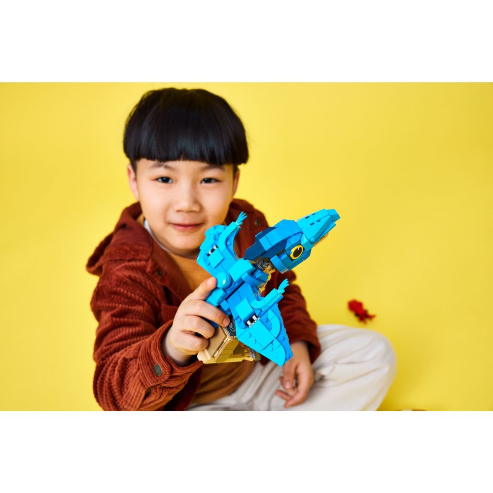 LEGO® Jurassic World - Pui de dinozaur: Pteranodon (77977)