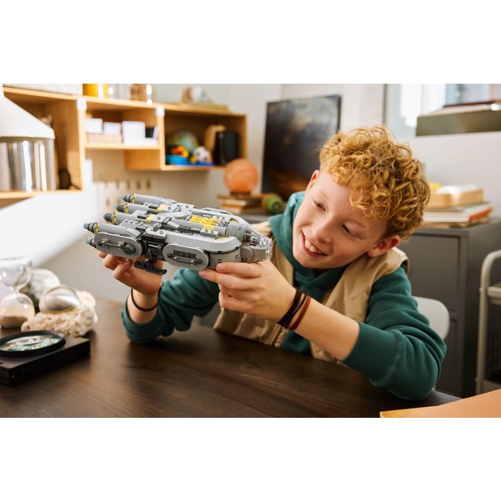 LEGO® Star Wars - Nava stelara a Anzellanilor (75445)