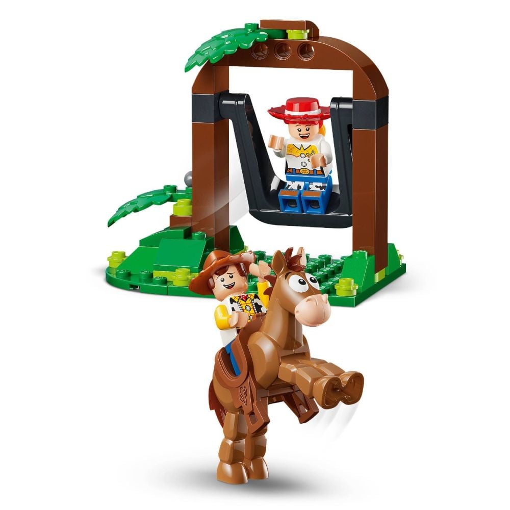 LEGO® Disney Pixar - Ferma de cai a lui Blaze (43304)