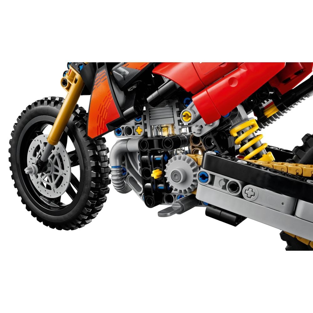 LEGO® Technic - Motocicleta Ducati Desmo450 MX, versiunea de uzina (42238)