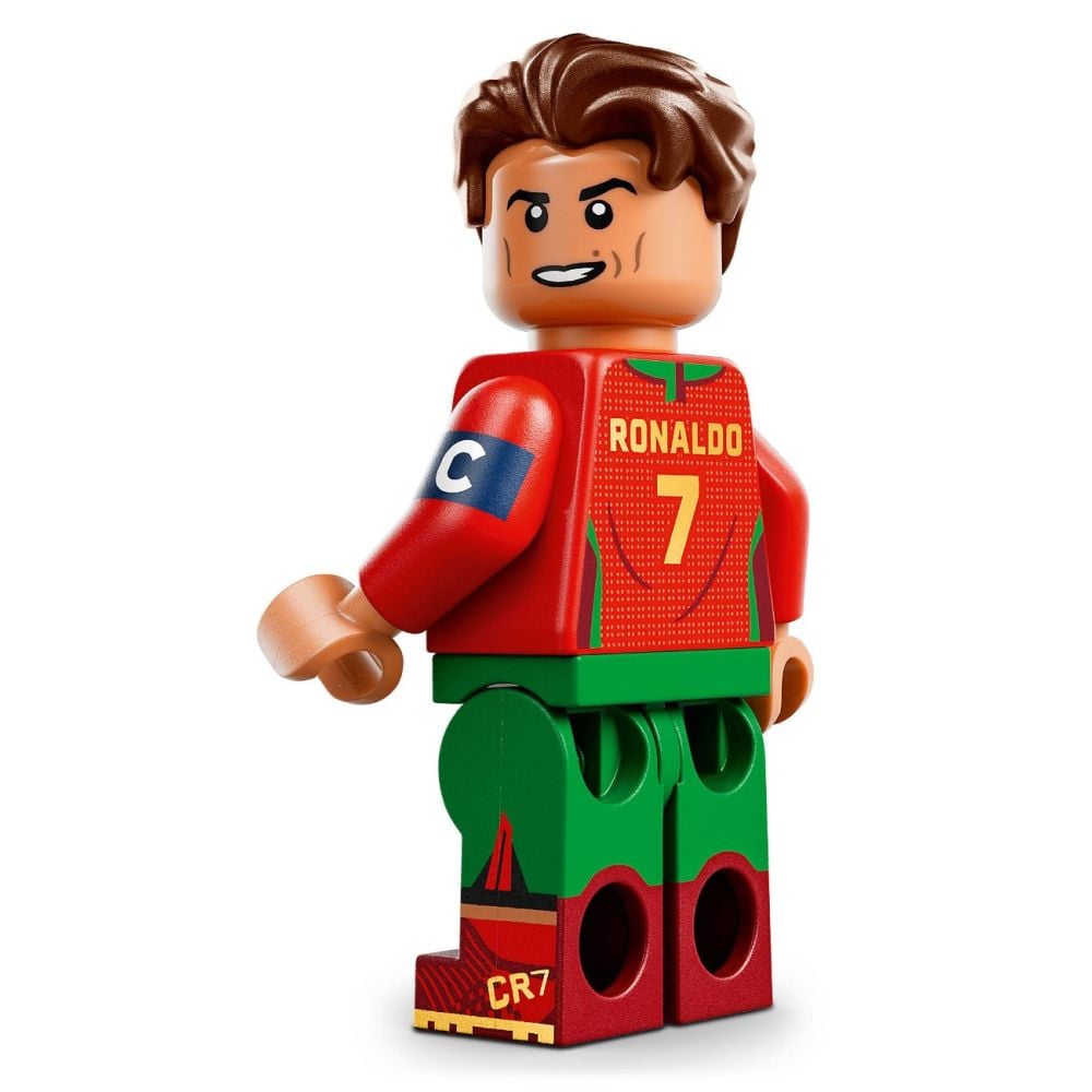 LEGO® Editions - Cristiano Ronaldo - Momente importante din fotbal (43012)