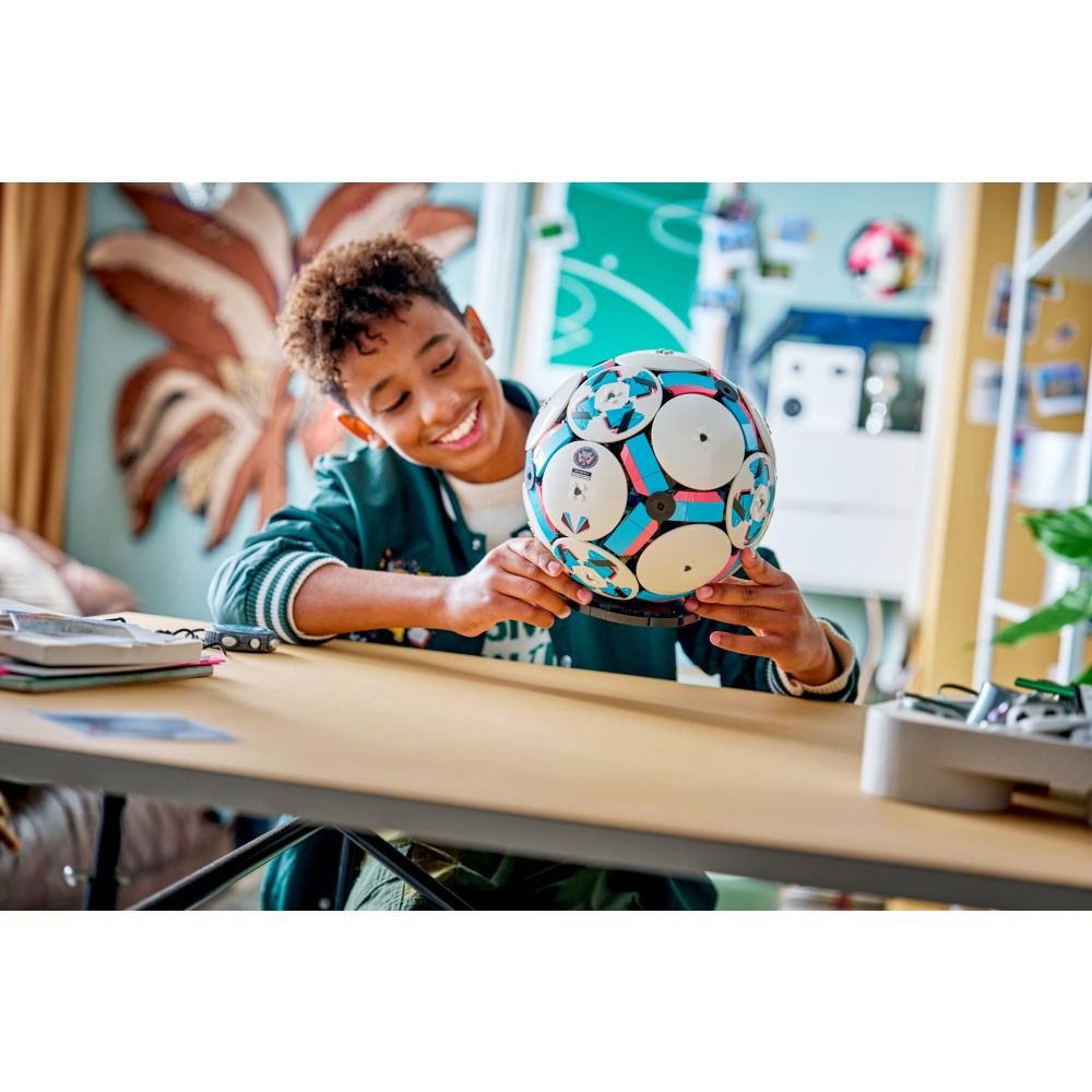 LEGO® Editions - Minge de fotbal (43019)